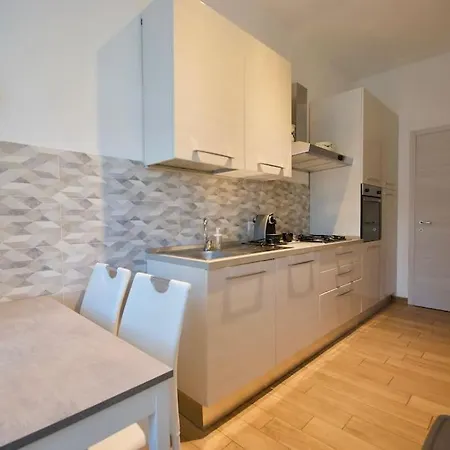 Apartmán - Centro 4 - *
